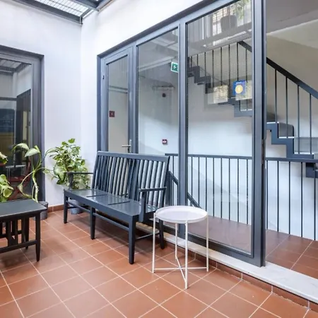 Cute Elegant Modern 1bd1bath Home! #402 דירה איסטמבול